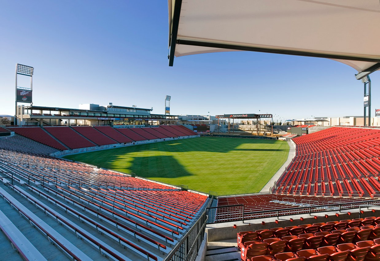 03-Inside Stadium